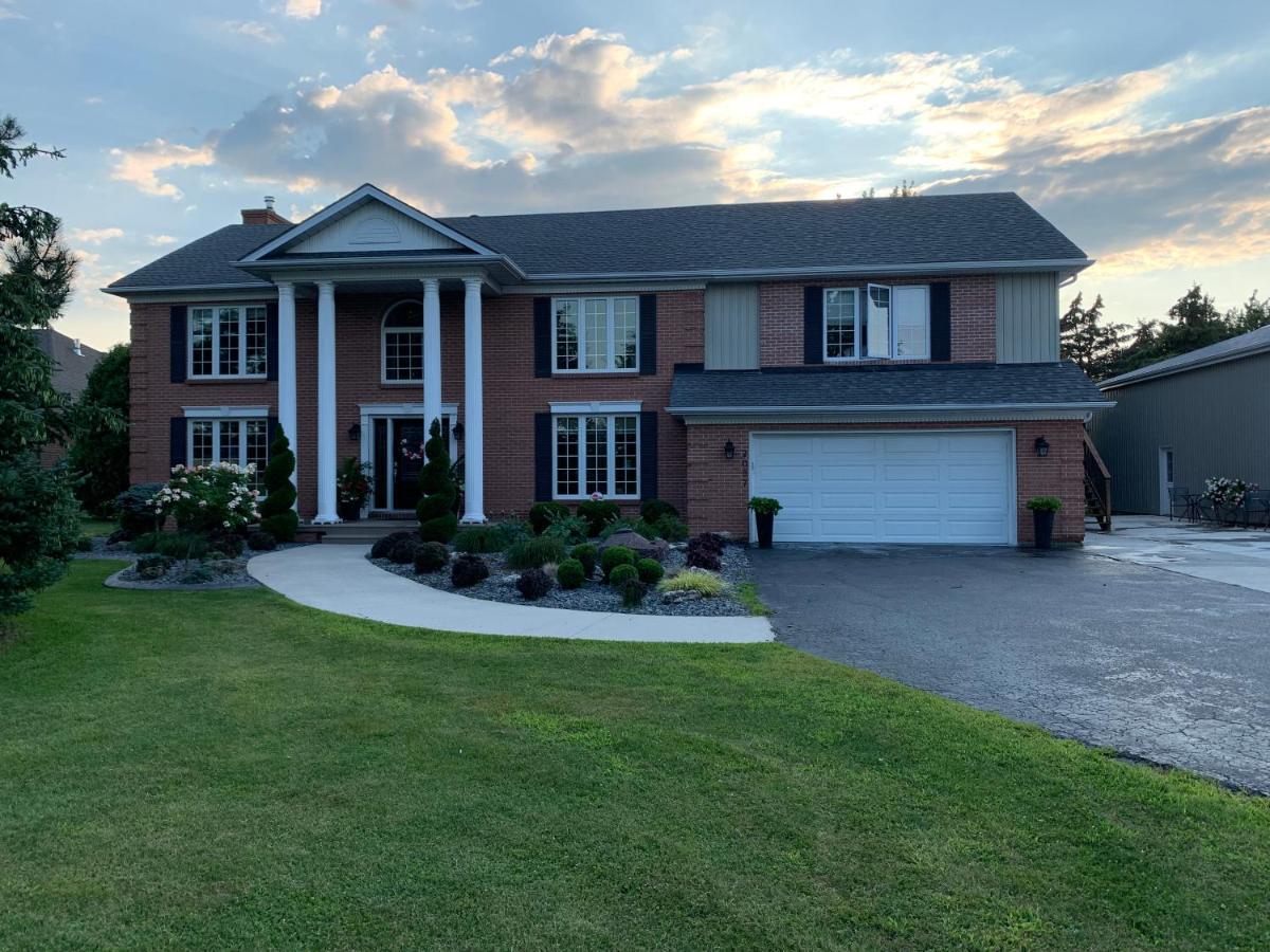 Woodslee Bed And Breakfast Belle River Exterior foto